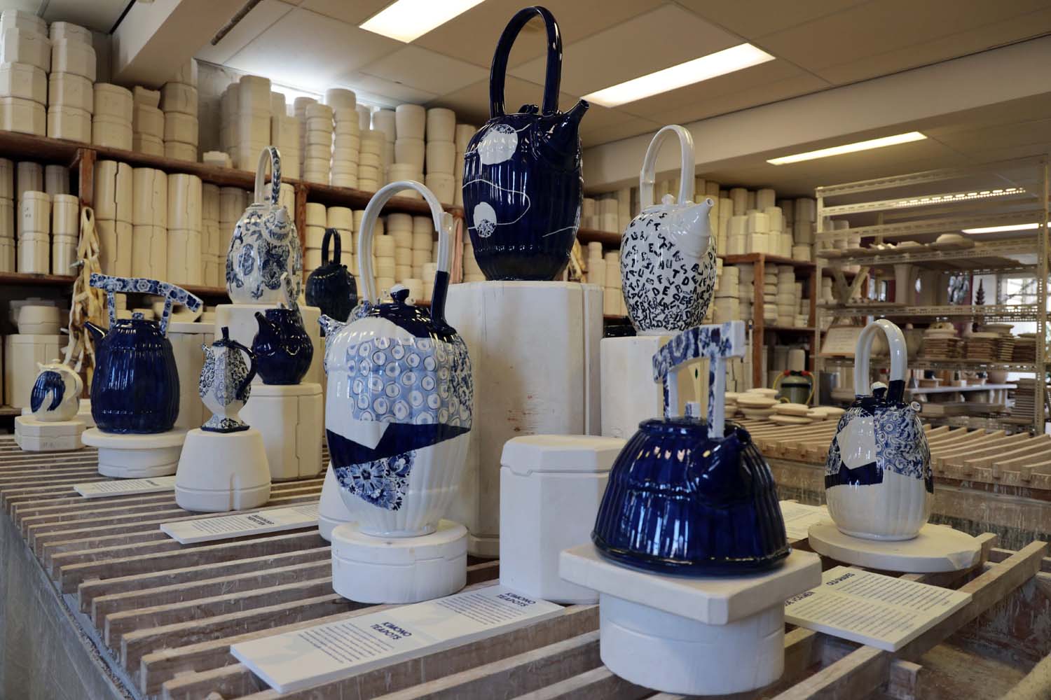 Expositie in De Paauw: 'Delfts Blauw is Hot' van Tineke van Gils
